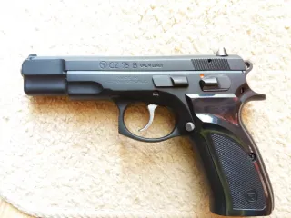 Пистолет CZ 75В кал.9х19 Втора употреба